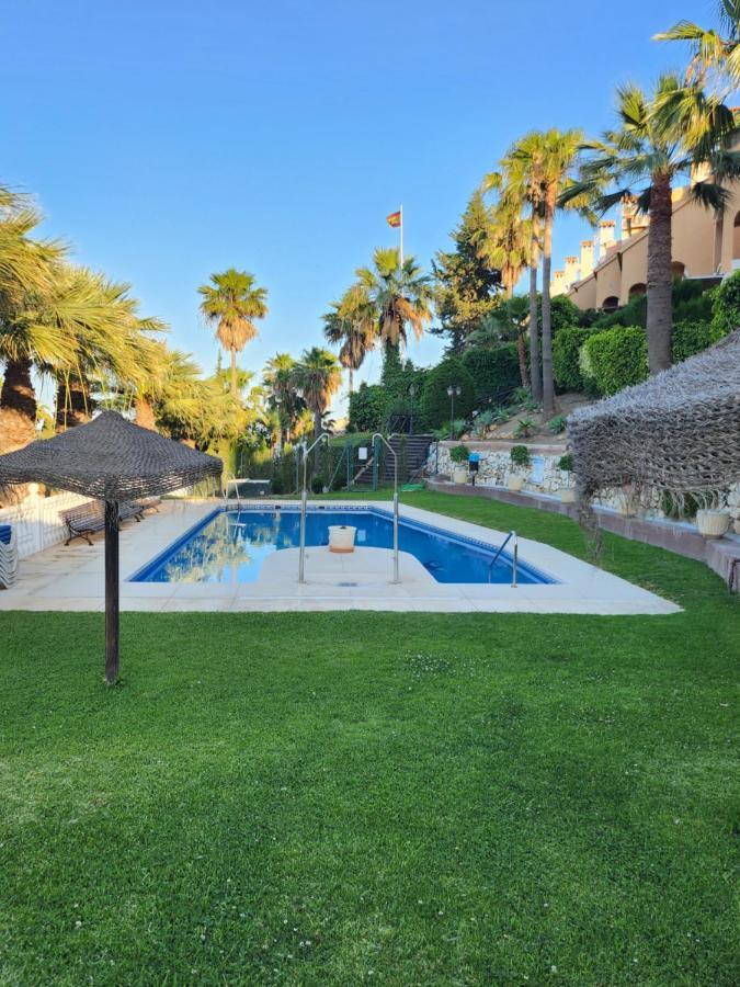 Deluxe Studio Athos 50 Mp Garden Patio Benalmadena Golf & Beach Exterior foto