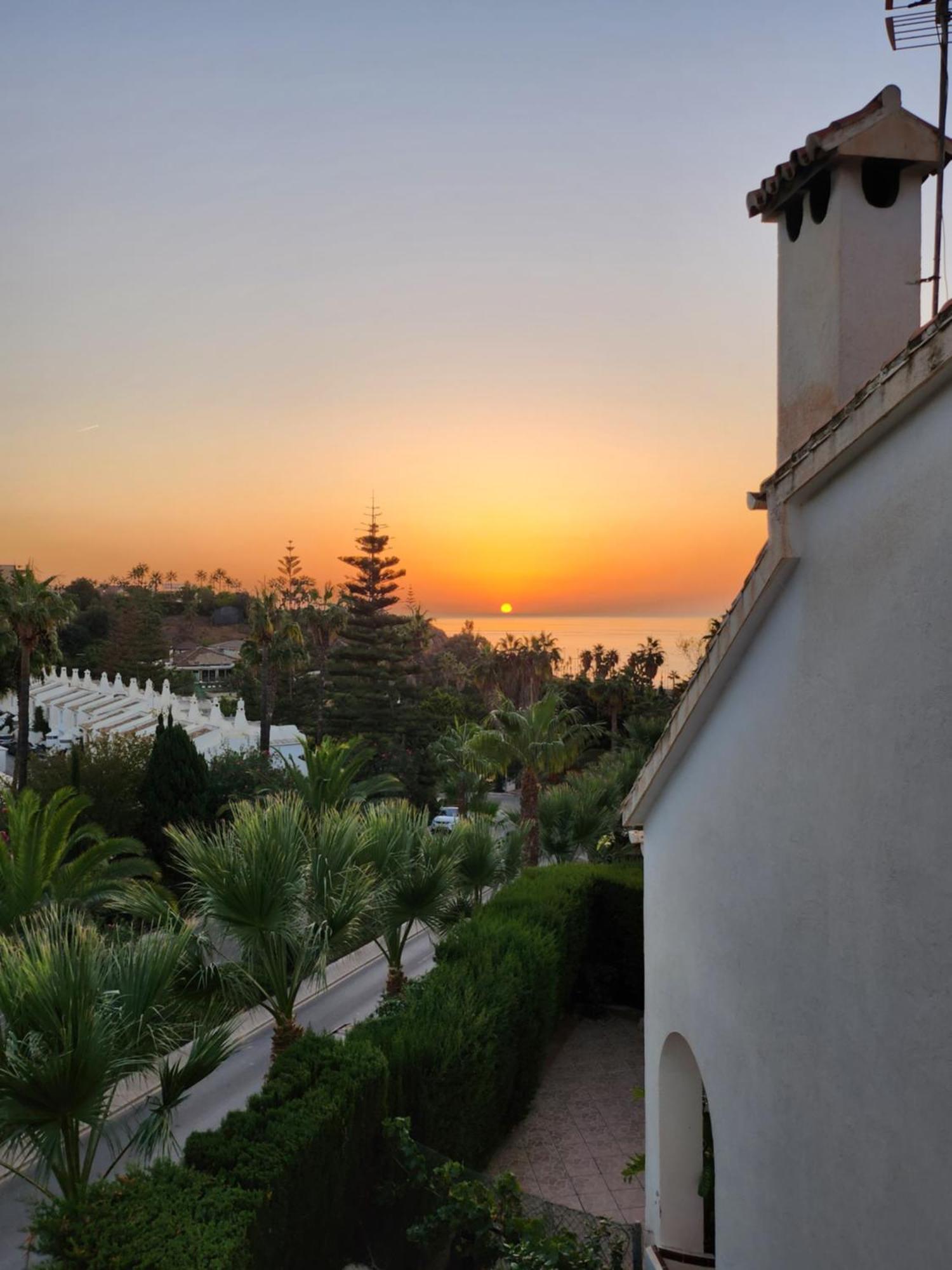 Deluxe Studio Athos 50 Mp Garden Patio Benalmadena Golf & Beach Exterior foto